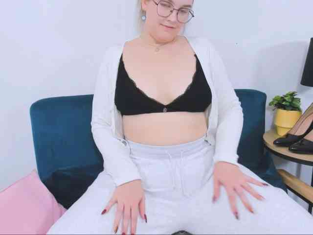 AlicePretty69 webcam
