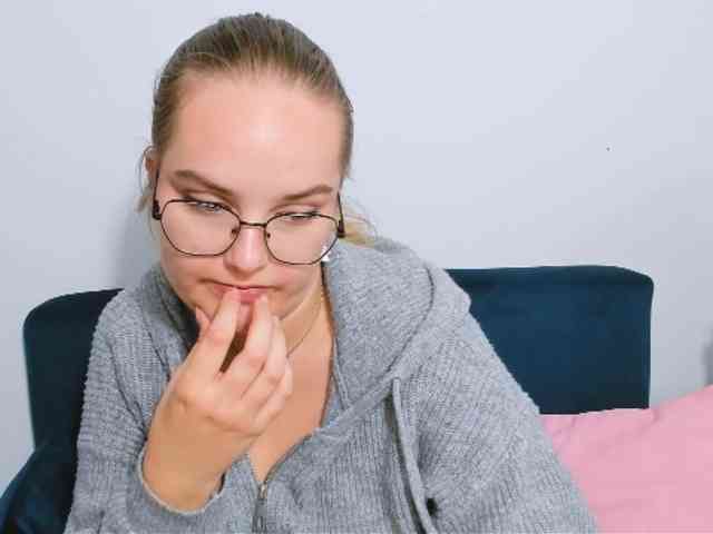 AlicePretty69 webcam
