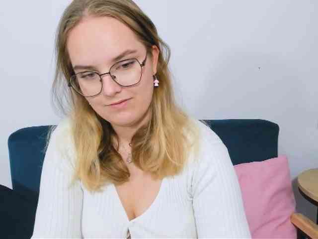 AlicePretty69 webcam