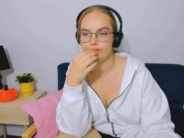 AlicePretty69 webcam