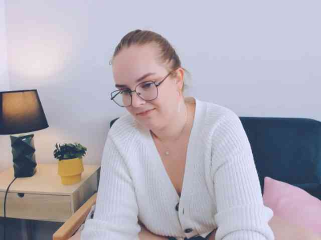 AlicePretty69