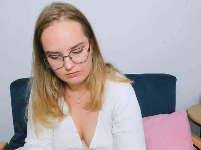 AlicePretty69 webcam