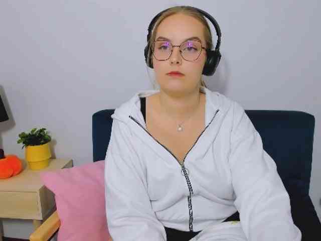 AlicePretty69 webcam