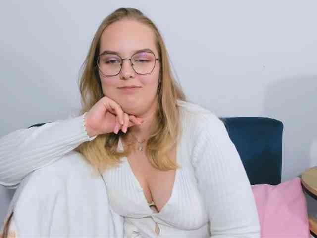 AlicePretty69 webcam