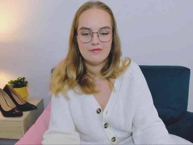 AlicePretty69