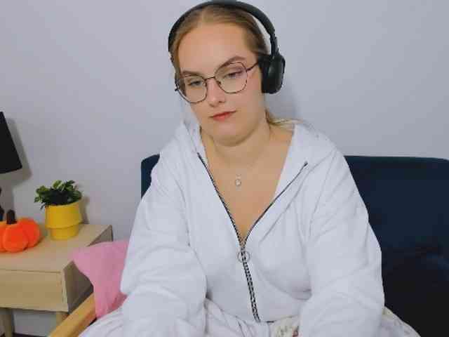 AlicePretty69 webcam