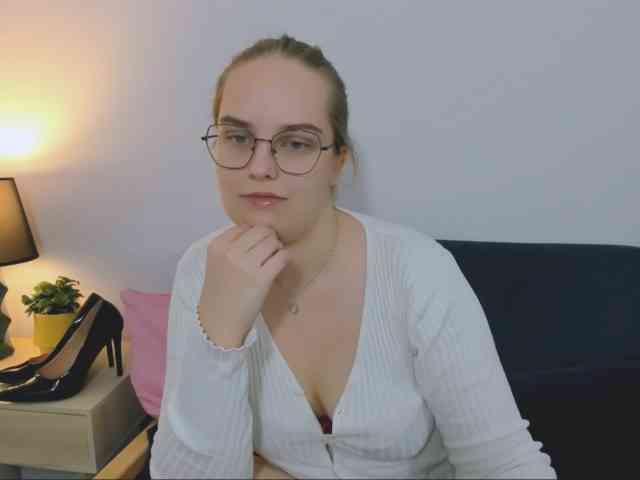 AlicePretty69 webcam