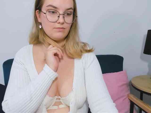 AlicePretty69 webcam