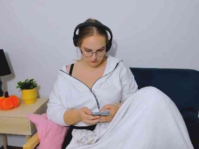 AlicePretty69 webcam