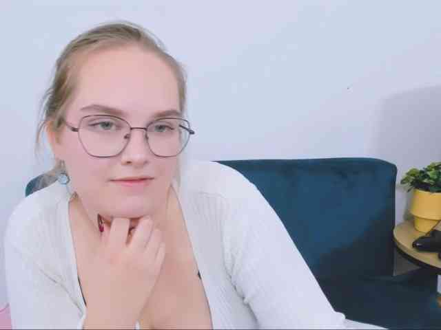 AlicePretty69 webcam