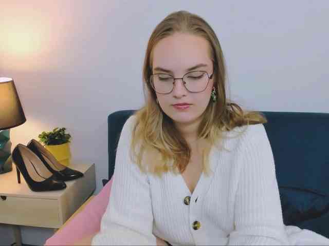 AlicePretty69 webcam