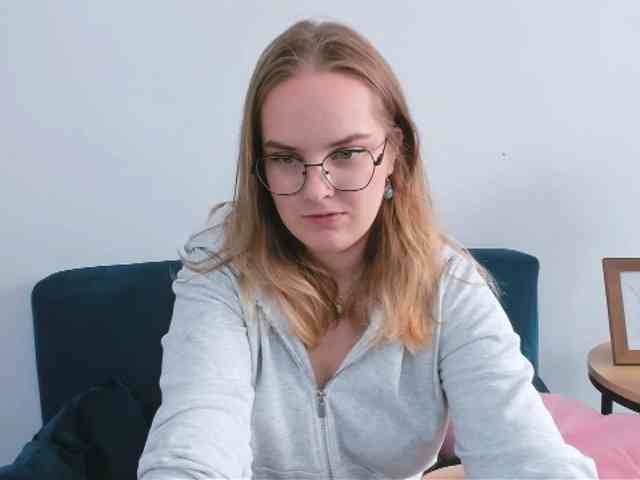AlicePretty69 webcam
