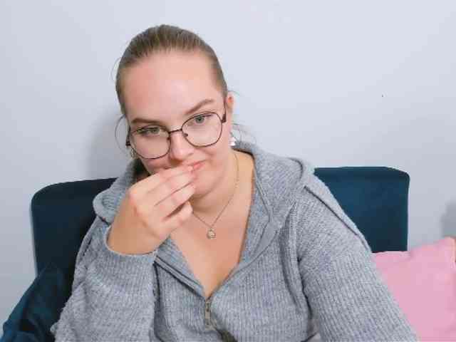 AlicePretty69 webcam