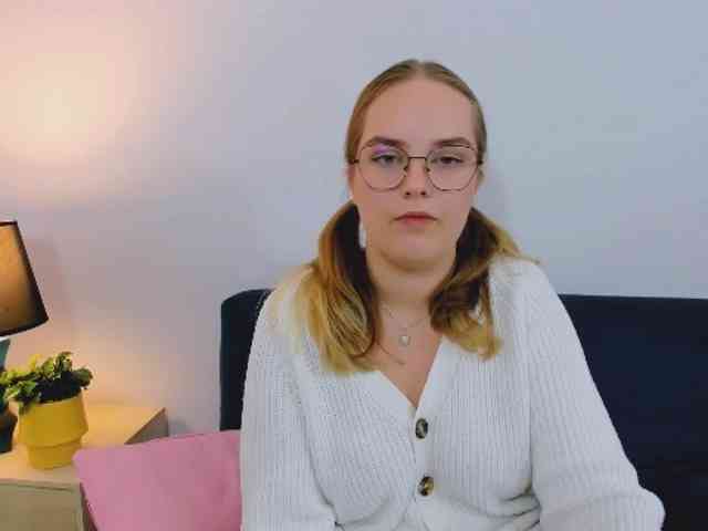 AlicePretty69 AlicePretty69