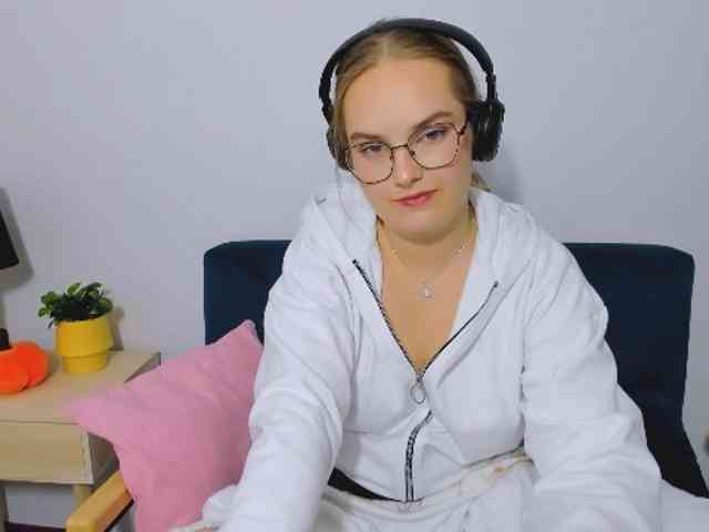 AlicePretty69 webcam