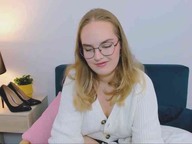 AlicePretty69 webcam