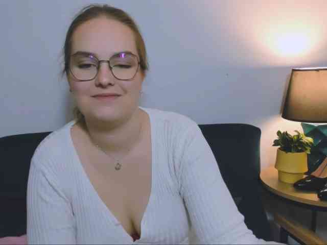 AlicePretty69 webcam