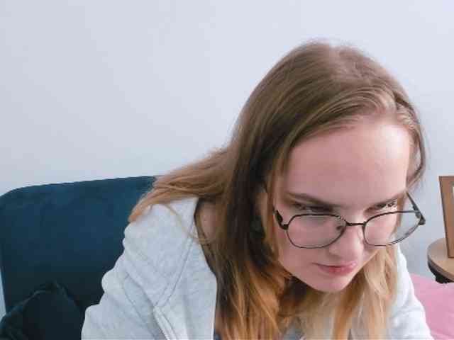 AlicePretty69 webcam