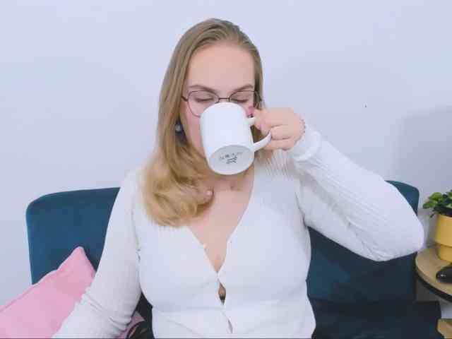 AlicePretty69 webcam