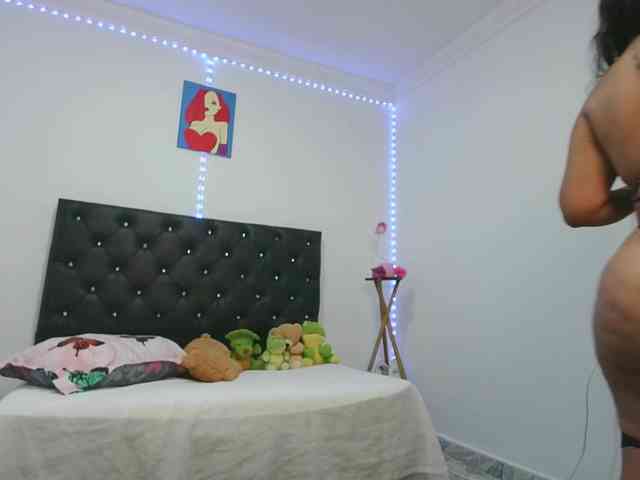 nikyy-19 webcam