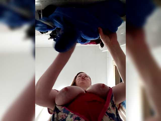 Elena565-1's BongaCams show and profile