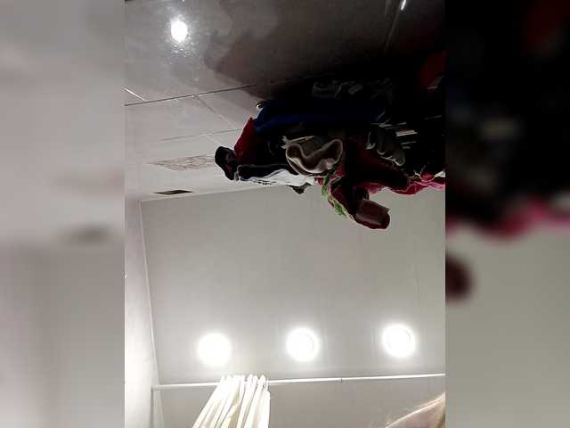 Elena565-1's BongaCams show and profile