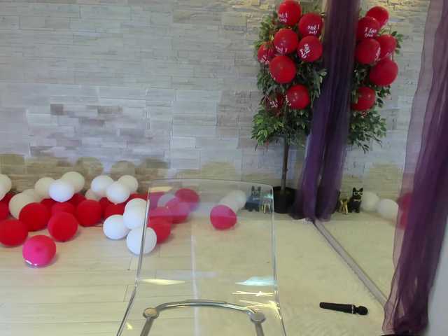 AngelInSinn's BongaCams show and profile