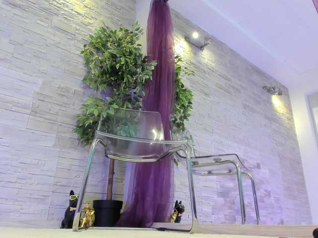 AngelInSinn's BongaCams show and profile