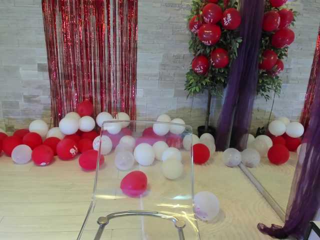 AngelInSinn's BongaCams show and profile