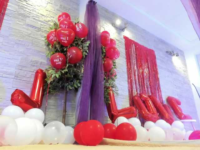 AngelInSinn's BongaCams show and profile