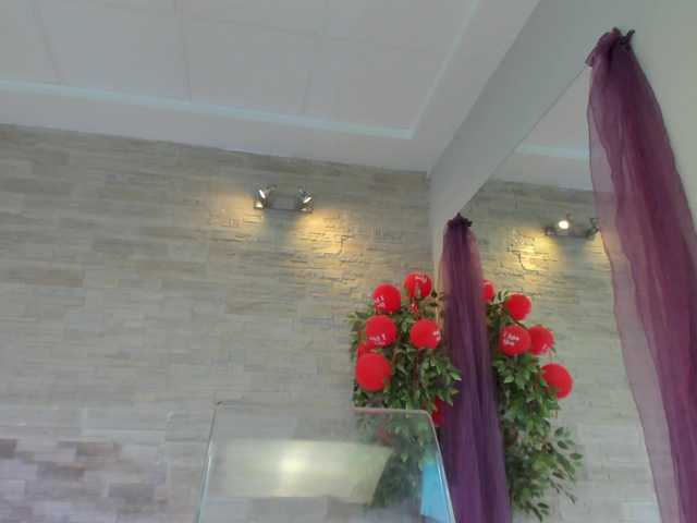 AngelInSinn's BongaCams show and profile