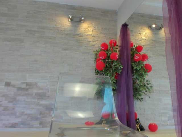 AngelInSinn's BongaCams show and profile