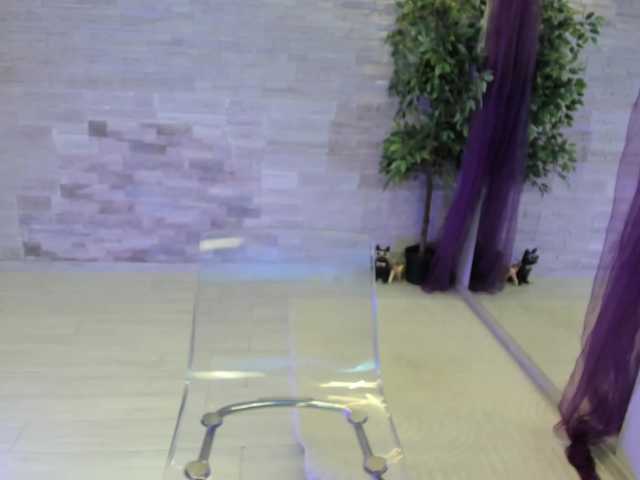 AngelInSinn's BongaCams show and profile