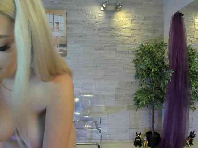 AngelInSinn webcam