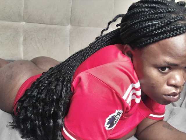 Sexynina25 webcam bongacams model stream image