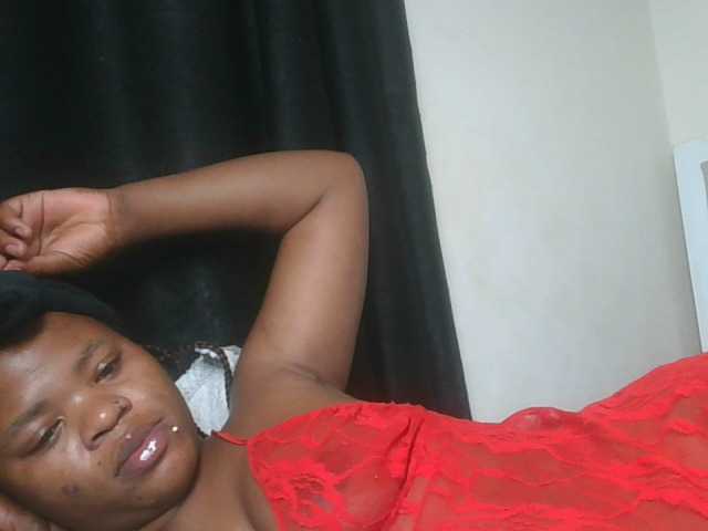 Sexynina25 webcam bongacams model stream image