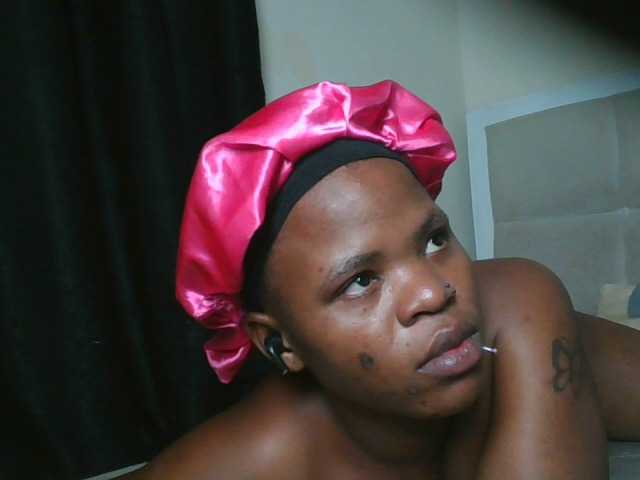 Sexynina25 webcam bongacams model stream image