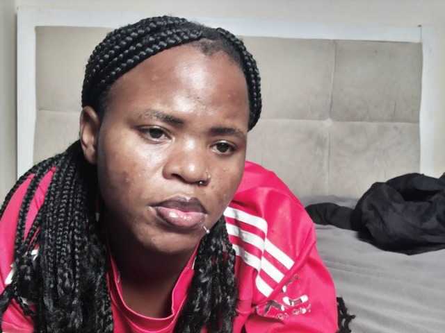 Sexynina25 webcam bongacams model stream image