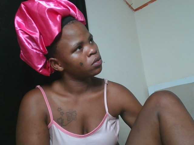 Sexynina25 webcam bongacams model stream image