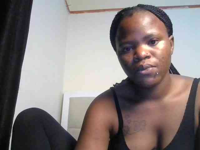 Sexynina25 webcam