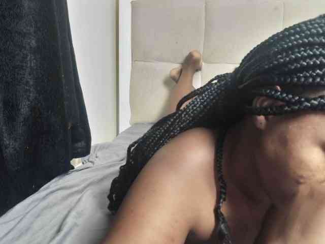 Sexynina25 webcam