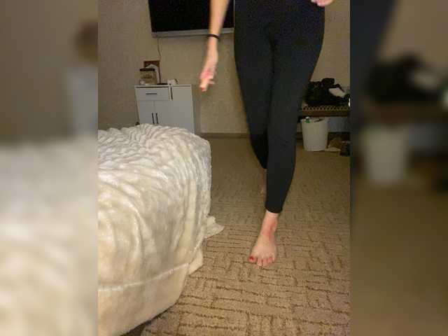 KateFoxxx028's BongaCams show and profile