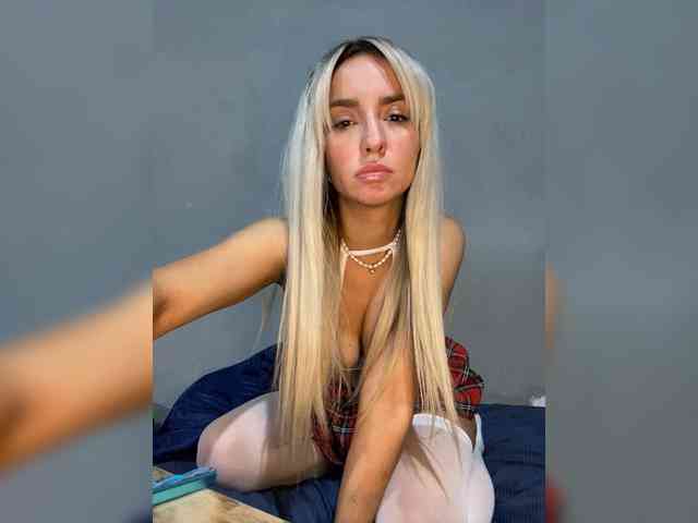 KateFoxxx028 webcam