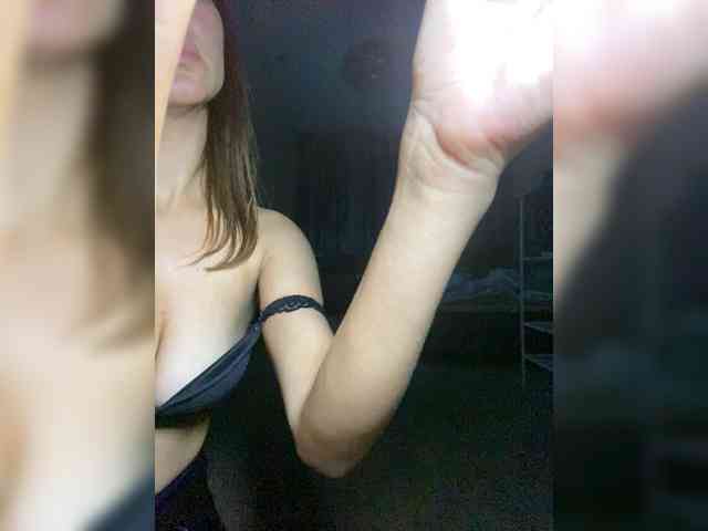 KateFoxxx028 webcam
