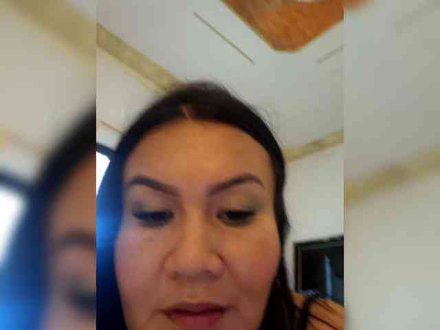 Gatitamia Live Webcam on BongaCams