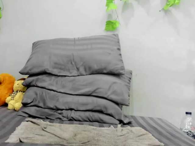 jennyloveley's BongaCams show and profile