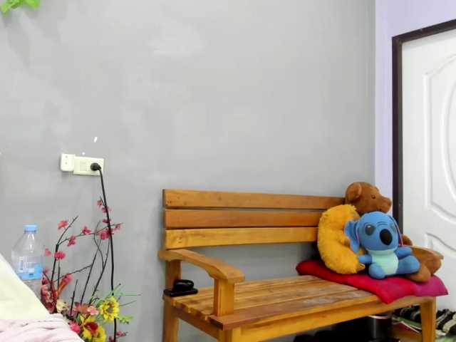 jennyloveley's BongaCams show and profile