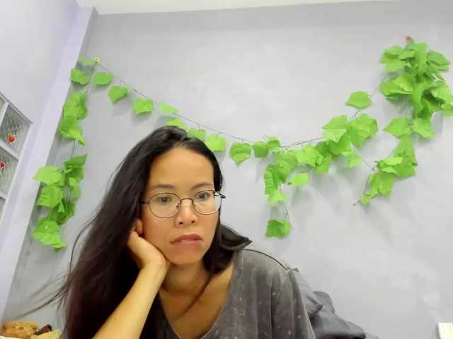 jennyloveley's BongaCams show and profile