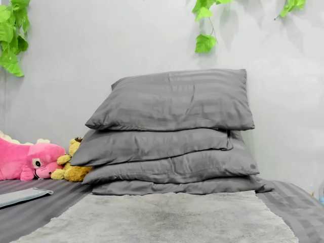 jennyloveley's BongaCams show and profile