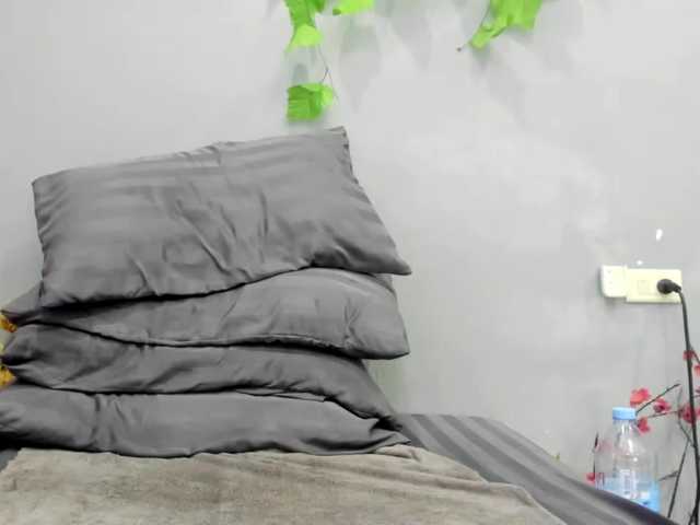 jennyloveley's BongaCams show and profile